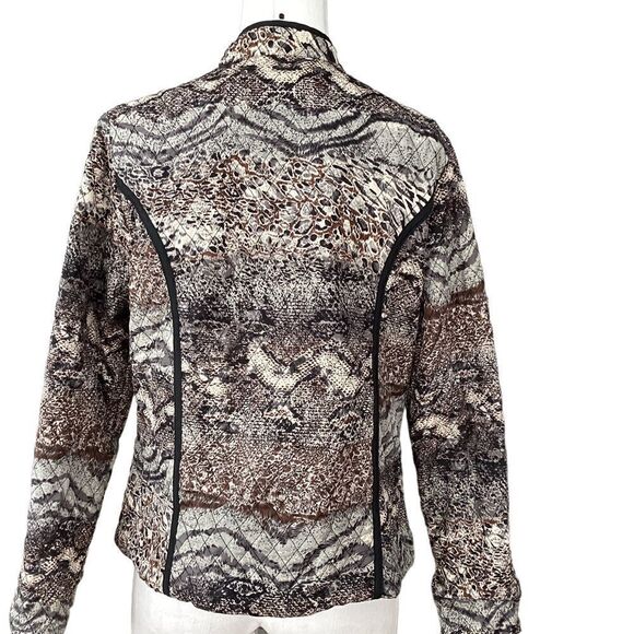 Reversible Quilted light jacket, size medium.  0758 - Picture 4 of 6